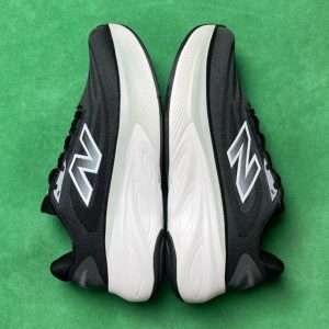 No-1-Negro-Gris-Blanco-MMORXA6.jpg New Balance Fresh Foam x 880 v15