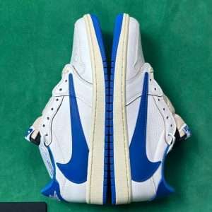 azul-1.jpg Travis Scott x Jordan Air Jordan 1