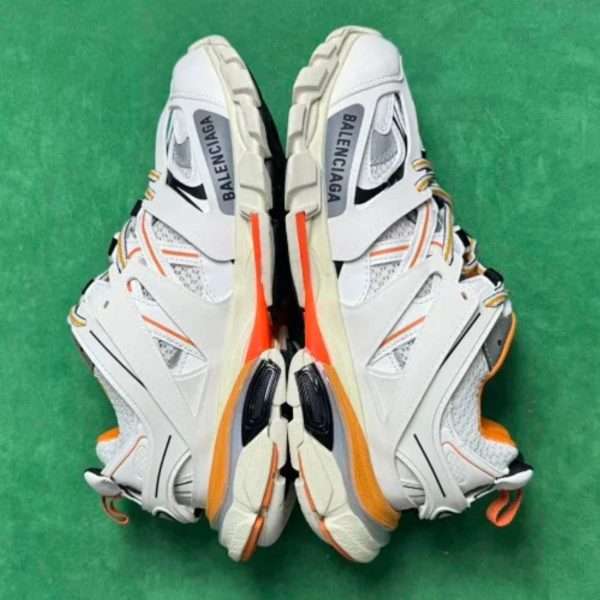 Balenciaga Track LED Trainers (Lote GO)