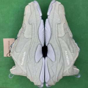 Balenciaga Triple S (Lote TT)