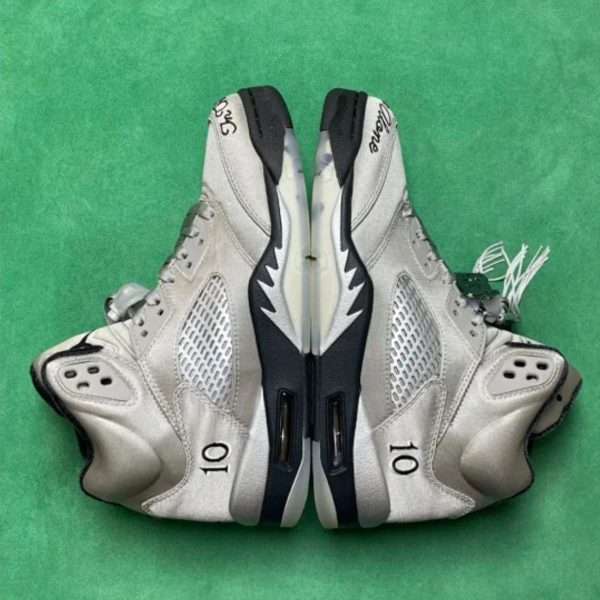 Air Jordan 5 Retro OG Black Metallic