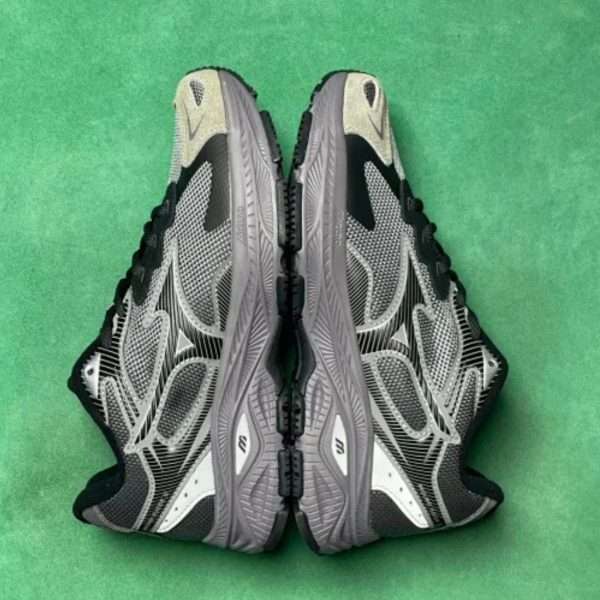 Mizuno Racer S Outdoor – BD Batch